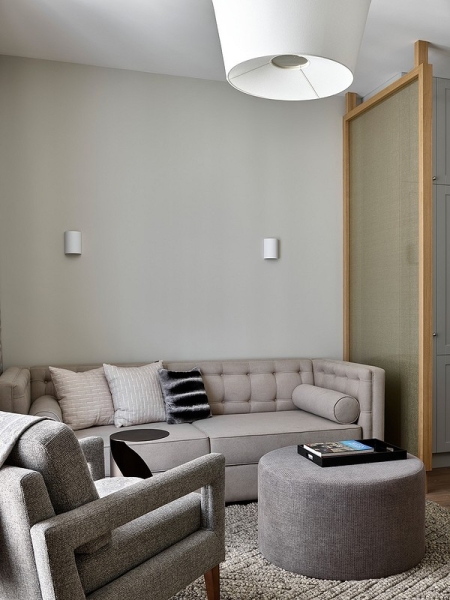 Интерьер с «секретом»: квартира 48 кв. м в стиле современной классики вне времени