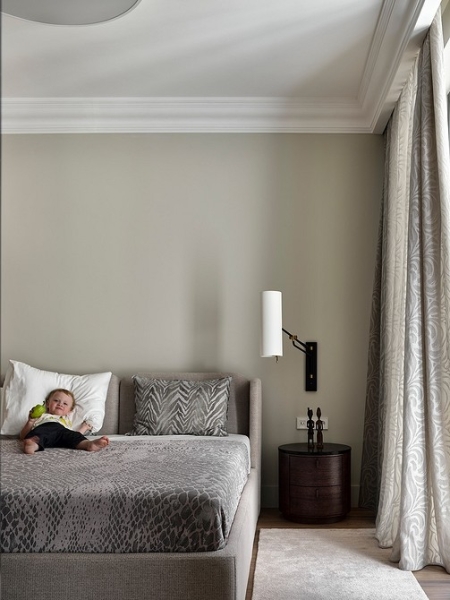 Интерьер с «секретом»: квартира 48 кв. м в стиле современной классики вне времени