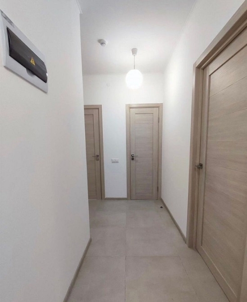 
                                Как переделали квартиру 55 кв. м с типовым ремонтом в доме по реновации? Реальный пример (фото до и после)                            