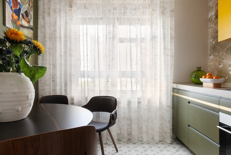 
                                Как переделали квартиру 55 кв. м с типовым ремонтом в доме по реновации? Реальный пример (фото до и после)                            