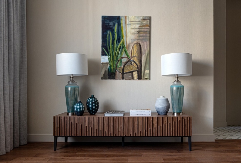 
                                Как переделали квартиру 55 кв. м с типовым ремонтом в доме по реновации? Реальный пример (фото до и после)                            