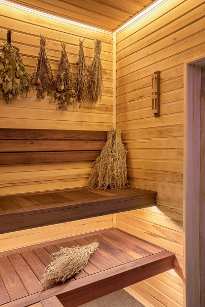 Как в современной деревне! Гостевой дом 66 кв. м с баней, где заказчиком выступила дизайнер