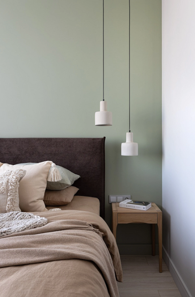 Коричневый в интерьере: варианты применения и 10 лучших цветов-компаньонов (137 фото)