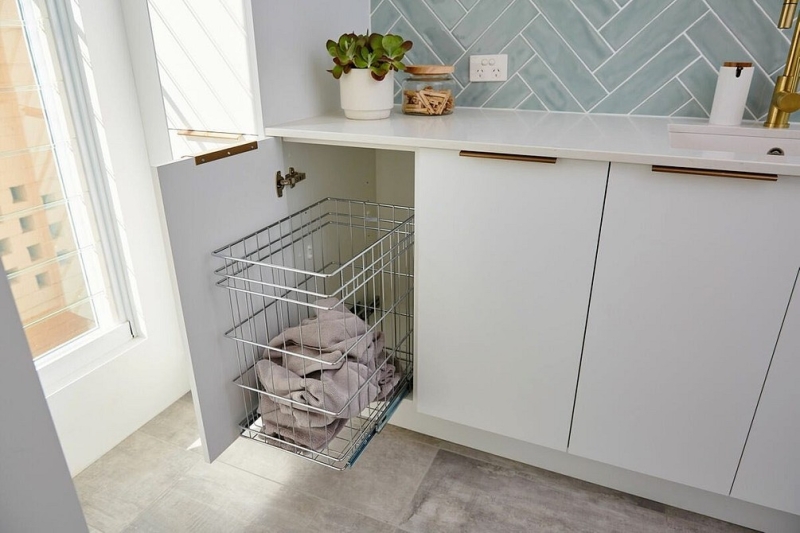 
                                Корзина для белья в ванную: советы по выбору и варианты размещения (67 фото)                            