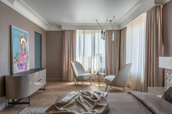 Квартира на 29-м этаже с круговой планировкой и панорамными окнами