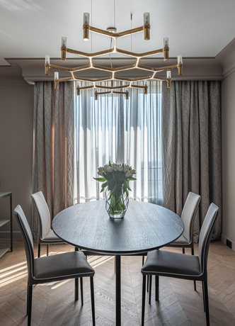 Квартира на 29-м этаже с круговой планировкой и панорамными окнами