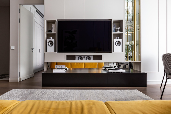 Квартира в Петербурге для пары с маленьким ребенком