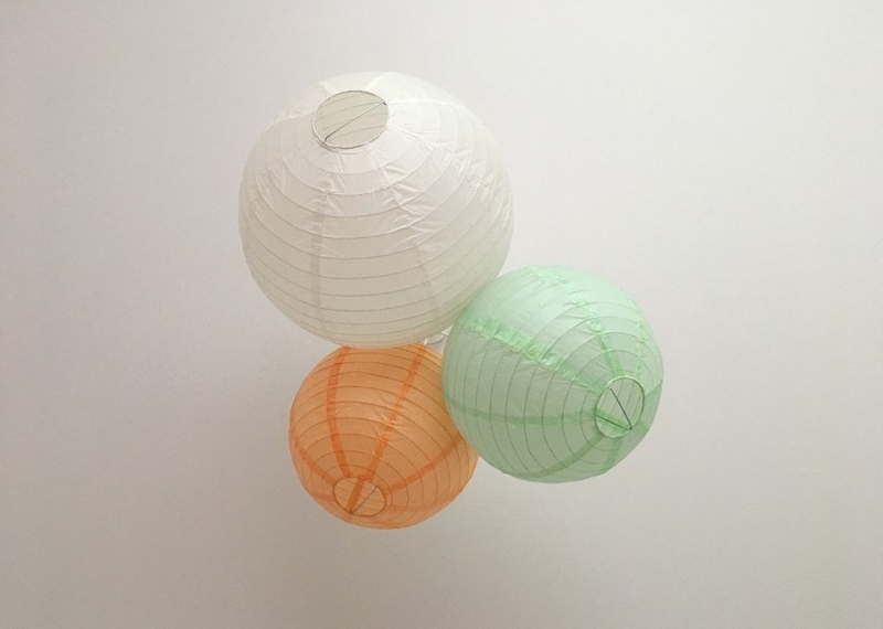 Моем люстру быстро и легко: 7 способов для разных материалов (от хрусталя до металла)