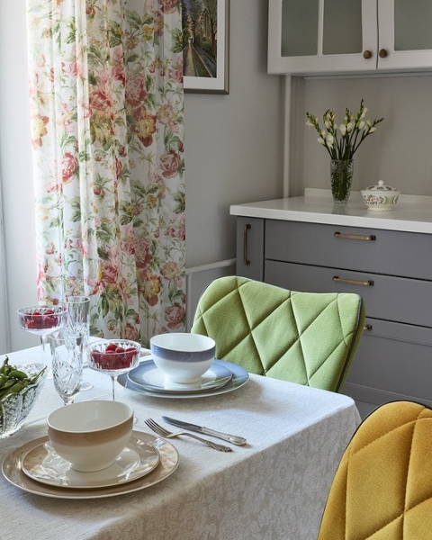 
                                Никакого минимализма! Уютная квартира 61 кв. м с красивой отделкой                            