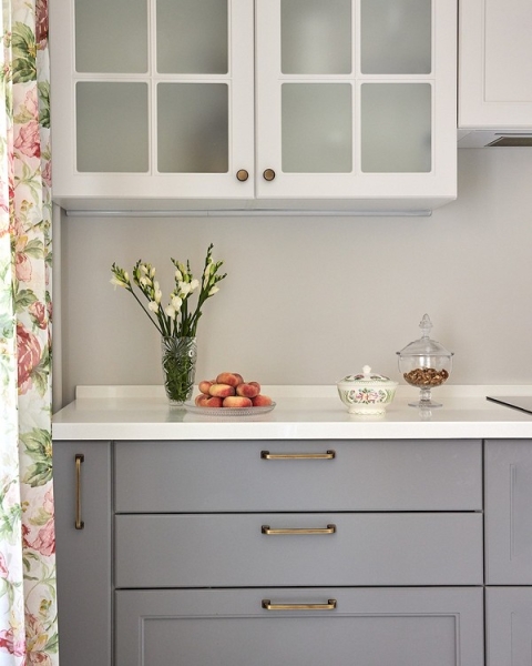 
                                Никакого минимализма! Уютная квартира 61 кв. м с красивой отделкой                            