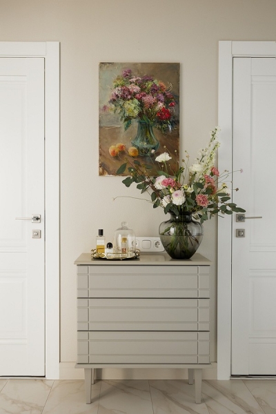 
                                Никакого минимализма! Уютная квартира 61 кв. м с красивой отделкой                            