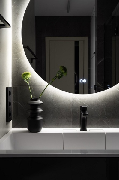 
                                Трешка на пятерых: удобная перепланировка и комфортный интерьер квартиры 74 кв. м                            