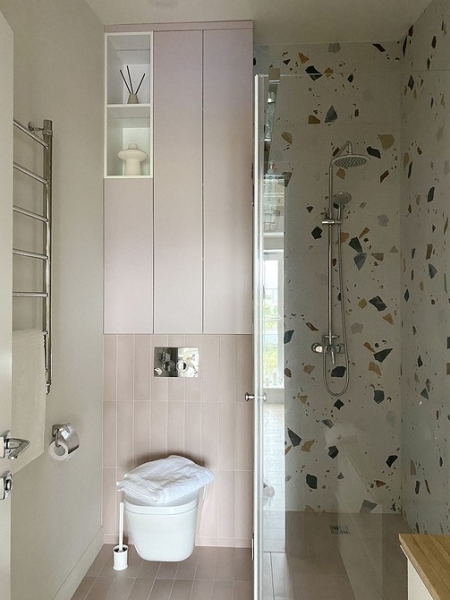 
                                Три этажа и 116 кв. м: интерьер таунхауса, который изменил жизнь семьи                            