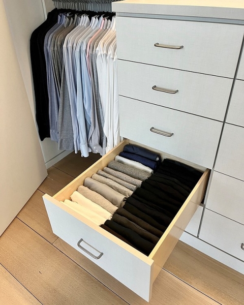 10 способов использовать маленький шкаф по максимуму (поместится вся одежда!)