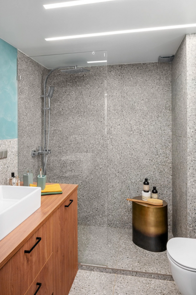 
                                8 красивых идей для хранения в душевой кабине                            