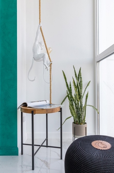 Это восторг! Обычная двушка 54 кв. м, из которой выжали максимум. Большая ванная и яркий интерьер