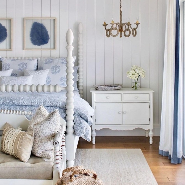 Голубая спальня: идеи оформления, подходящие стили и 110 фото