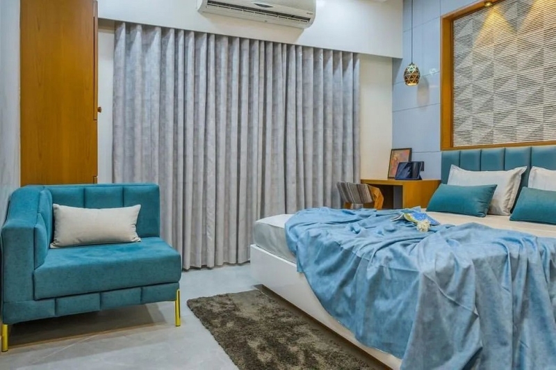 Голубая спальня: идеи оформления, подходящие стили и 110 фото