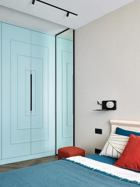 Голубая спальня: идеи оформления, подходящие стили и 110 фото