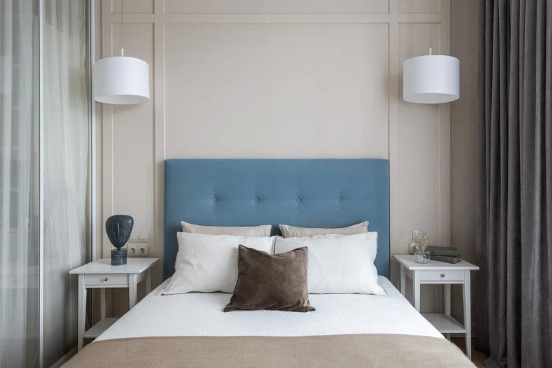 Голубая спальня: идеи оформления, подходящие стили и 110 фото