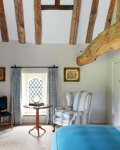 Голубая спальня: идеи оформления, подходящие стили и 110 фото