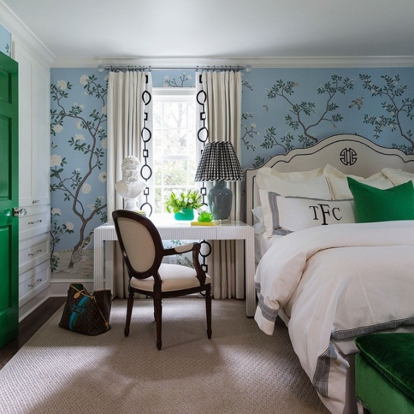 Голубая спальня: идеи оформления, подходящие стили и 110 фото