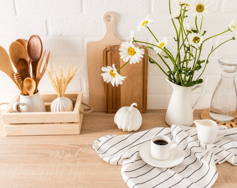 Им там не место! 8 вещей, которые захламляют кухню у всех