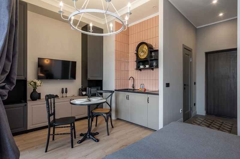 История и современность: квартира 27 кв. м в Санкт-Петербурге, где уместили все