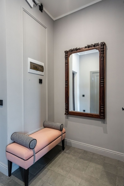 История и современность: квартира 27 кв. м в Санкт-Петербурге, где уместили все