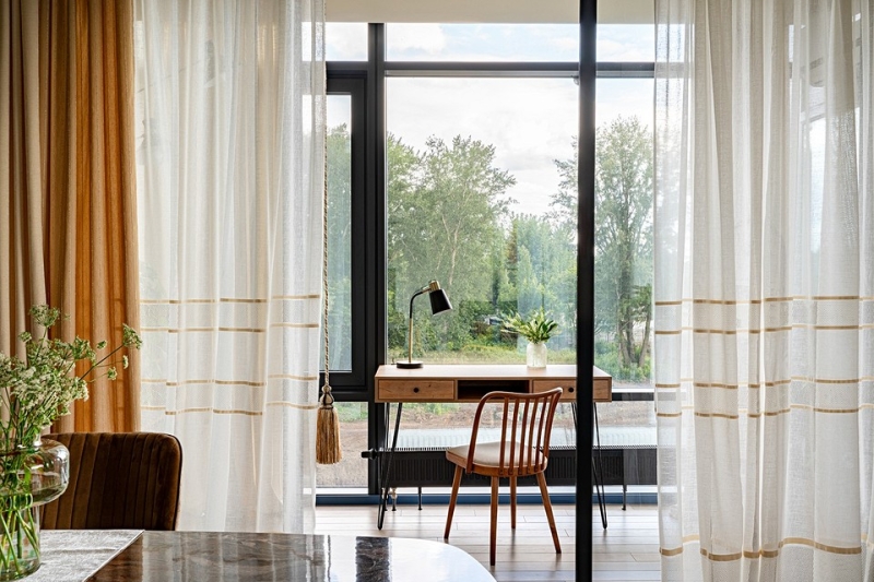 
                                Как из двушки 67 кв. м сделали трешку с дополнительной спальней и оформили яркий интерьер: квартира с обложки                            