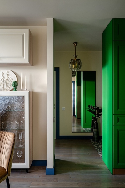 
                                Как из двушки 67 кв. м сделали трешку с дополнительной спальней и оформили яркий интерьер: квартира с обложки                            