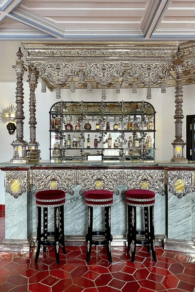 Кристиан Лубутен открыл бутик-отель в Португалии