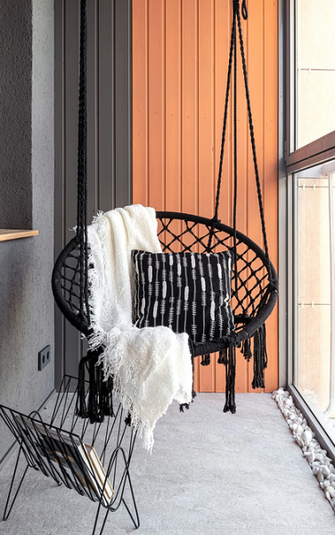 Маленький балкон: идеи оформления и самые красивые примеры (97 фото)