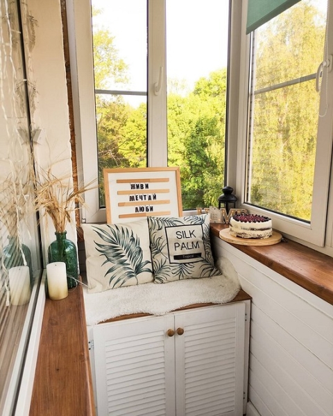 Маленький балкон: идеи оформления и самые красивые примеры (97 фото)