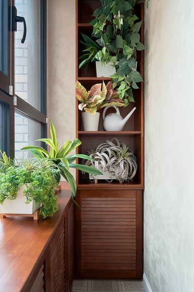 Маленький балкон: идеи оформления и самые красивые примеры (97 фото)