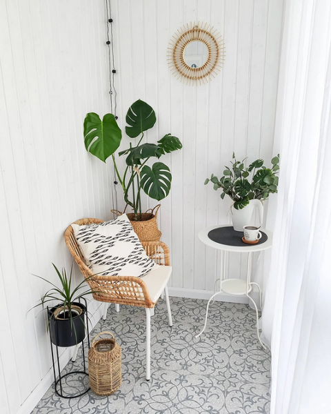 Маленький балкон: идеи оформления и самые красивые примеры (97 фото)