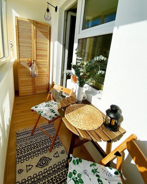 Маленький балкон: идеи оформления и самые красивые примеры (97 фото)