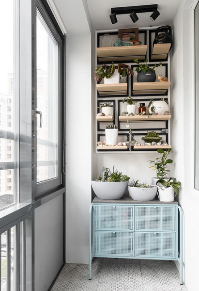 Маленький балкон: идеи оформления и самые красивые примеры (97 фото)