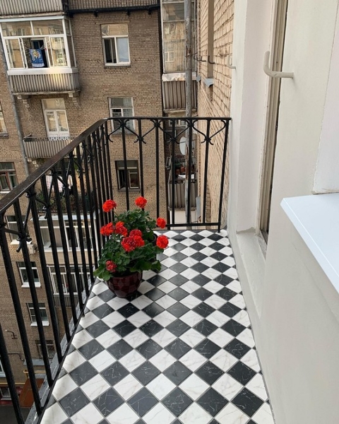 Маленький балкон: идеи оформления и самые красивые примеры (97 фото)