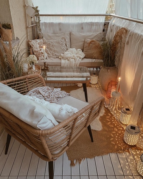 Маленький балкон: идеи оформления и самые красивые примеры (97 фото)