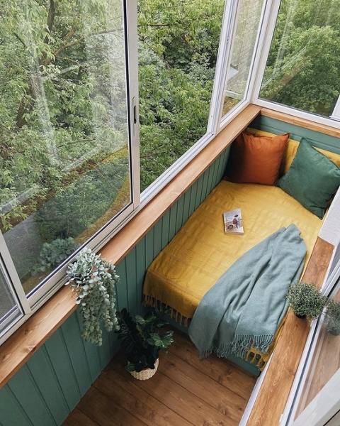 Маленький балкон: идеи оформления и самые красивые примеры (97 фото)