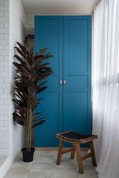 Маленький балкон: идеи оформления и самые красивые примеры (97 фото)