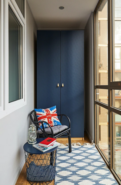 Маленький балкон: идеи оформления и самые красивые примеры (97 фото)