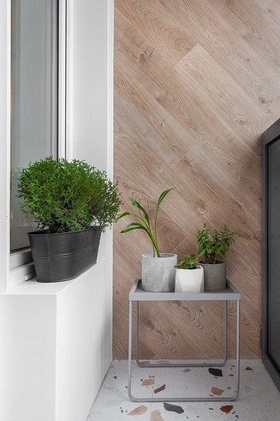 Маленький балкон: идеи оформления и самые красивые примеры (97 фото)