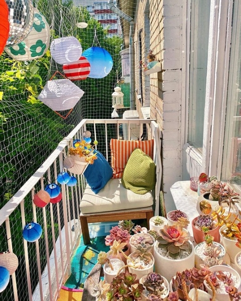 Маленький балкон: идеи оформления и самые красивые примеры (97 фото)