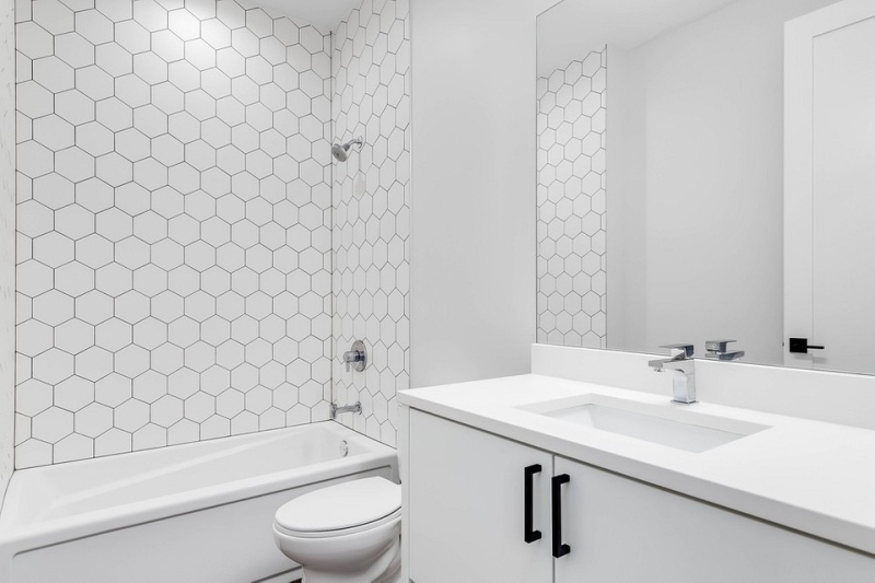 Не повторяйте! 7 ошибок в оформлении маленькой ванной