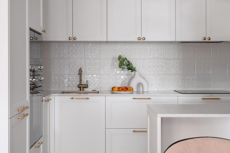 Париж по-русски: квартира 60 кв. м с потрясающим интерьером и комфортной планировкой