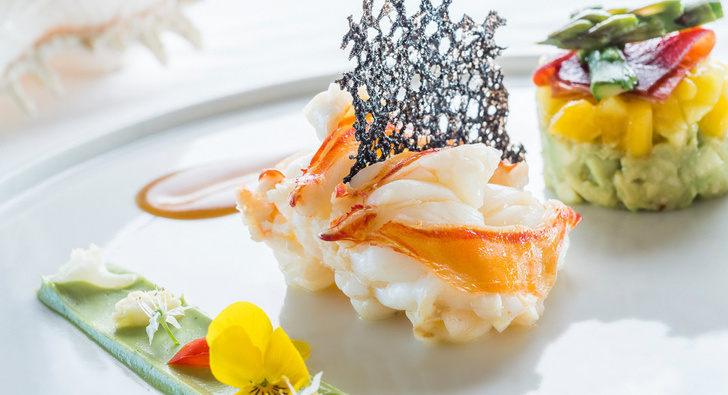 Полное погружение: лучшие подводные рестораны мира