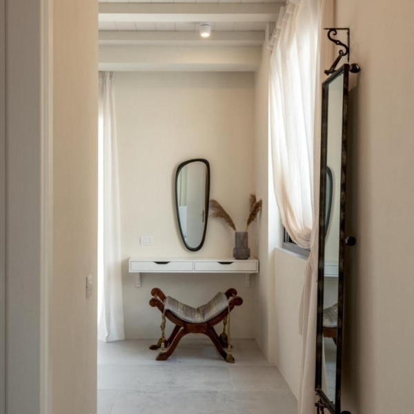 В балансе с природой: современный дом на Крите